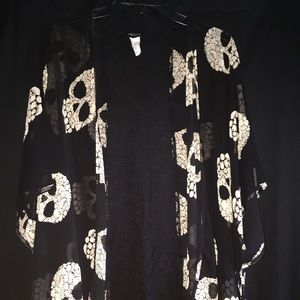 Black lace skull kimono!