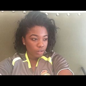 Meet your Posher, Teri