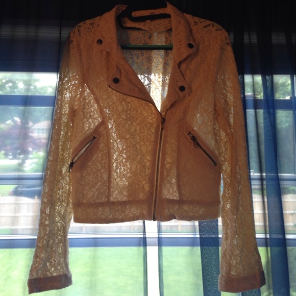 Kirra Jackets & Blazers - ‼️FINAL SALE‼️Floral Lace Jacket