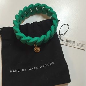 Marc by MARC JACOBS bracelet with logo pendant.