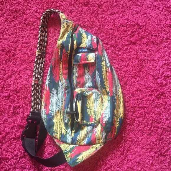 Feather Kavu sling bag