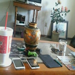 Meet your Posher, Connie