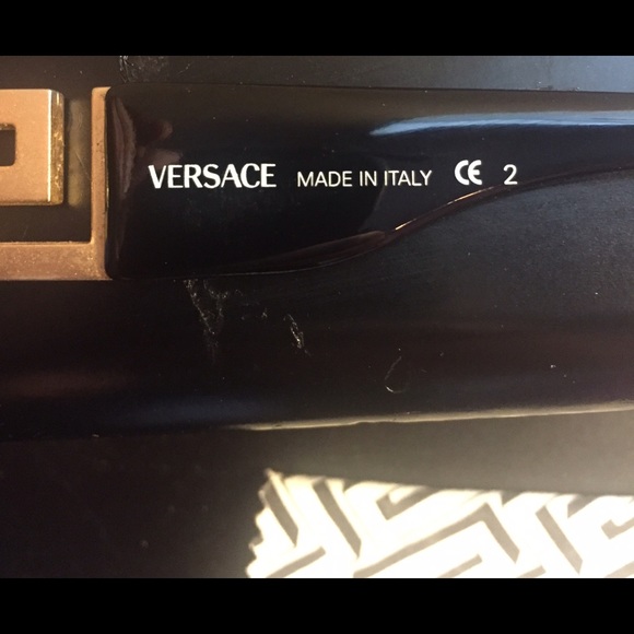 Gianni Versace Vintage Sunglasses MOD.740 COL.862 - Picture 4 of 5