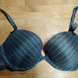 Sold VS Bra