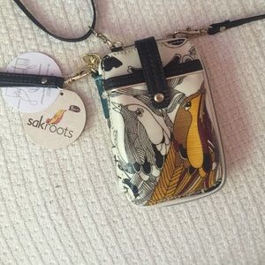 Sakroots smartphone wristlet