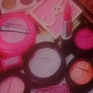 Meet your Posher, Damaris