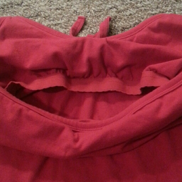 Halter top - Picture 3 of 4