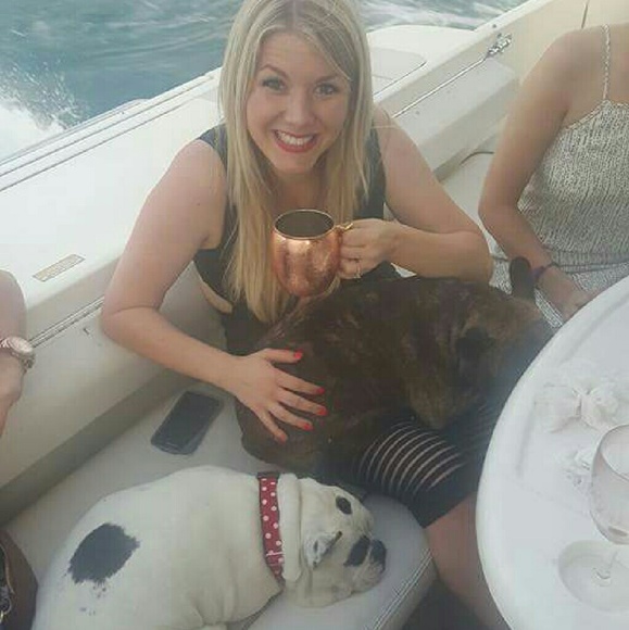 Meet your Posher, Julia