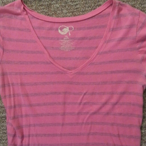 S/s tee - Picture 2 of 2