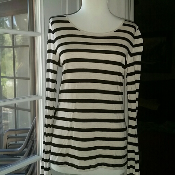 Long sleeve top
