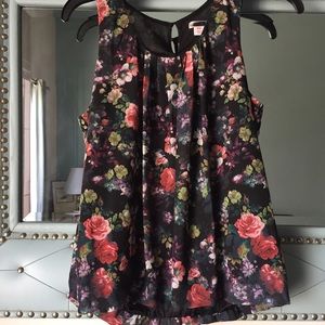 Floral Print Sleeveless Chiffon Blouse