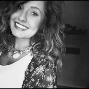 Meet your Posher, Molly