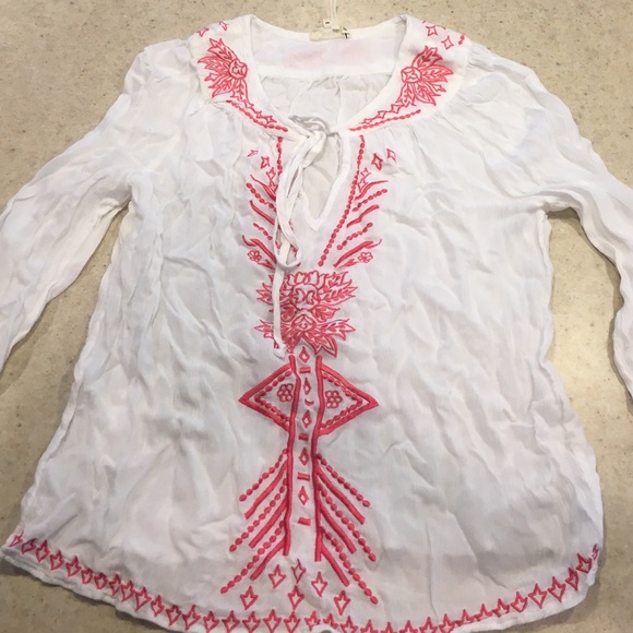 Boho white and pink quarter sleeve