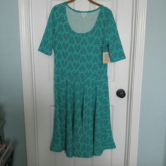 NWT LuLaRoe Nicole green print swing dress