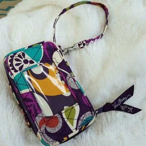 VERA BRADLEY cell  phone wallet