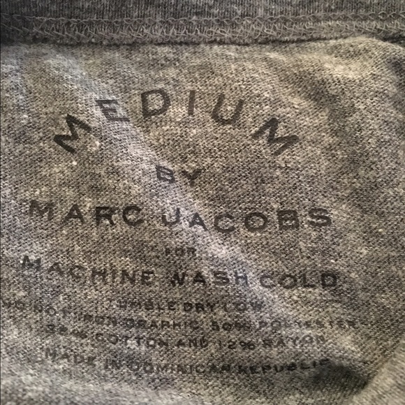 Marc by Marc Jacobs Grey London 2007 T-Shirt - Picture 2 of 2