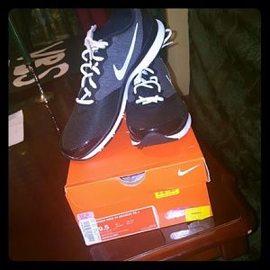 Nike women's sneakers