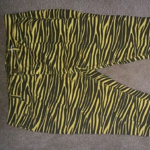Tiger Capris