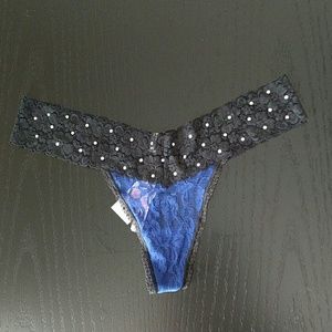 Victoria's Secret crystal and lace thong, M, NWT