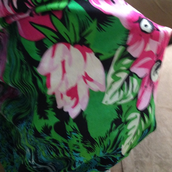 Summer Floral Dress. - Picture 4 of 6