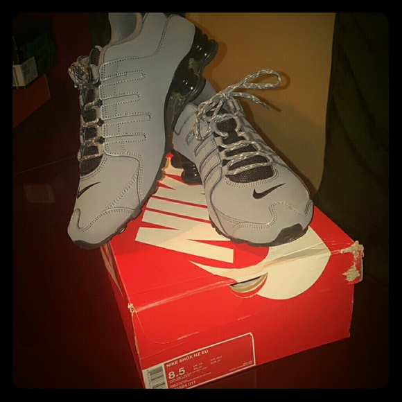 Women's Nike sneakers