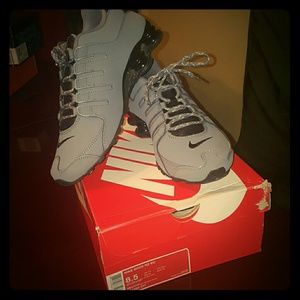 Women's Nike sneakers