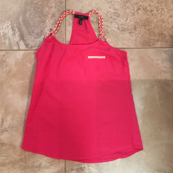 Cute Jessica Simpson top!
