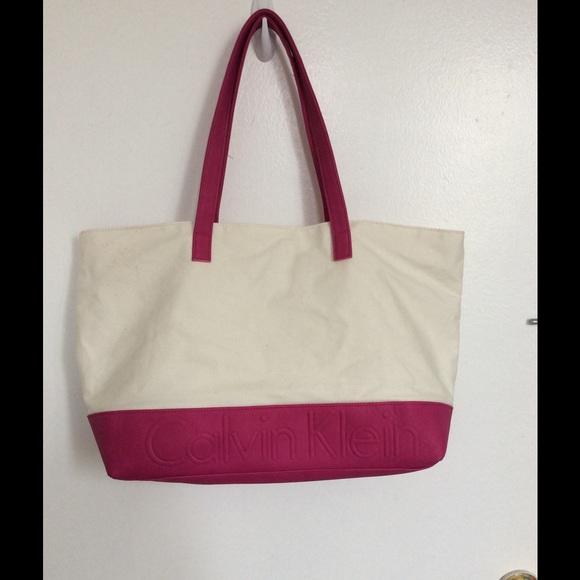 Calvin Klein Tote Bag👜👜