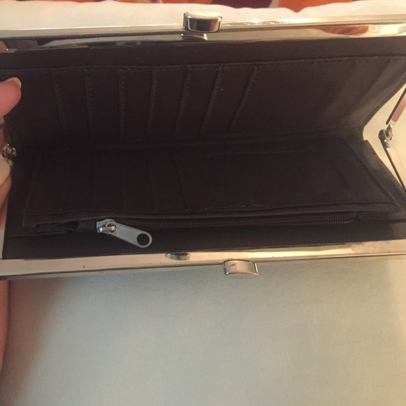 Snake skin compact wallet - Picture 2 of 2