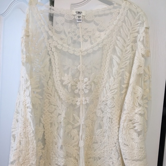 Women's over blouse - 26/28W