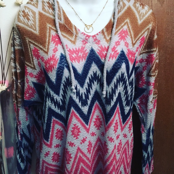 Aztec Print Pullover