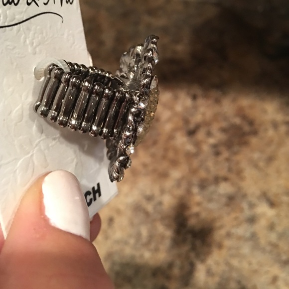 Statement Ring - Picture 2 of 2