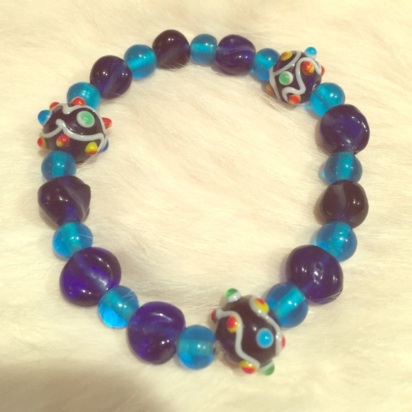 Never worn! Blue glass bead bracelet!