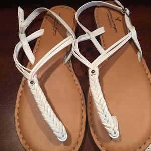 AMERICAN EAGLE white & tan sandals 9
