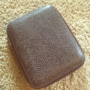 DISCONTINUED Laura Mercier Custom Artist Portfolio