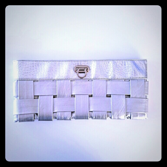 Arden B silver weave clutch