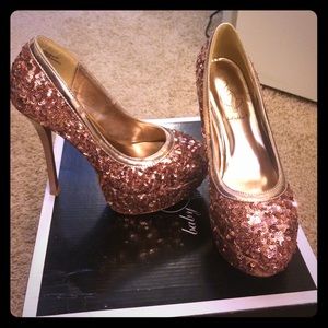 5.5 heel,2.5 platform.