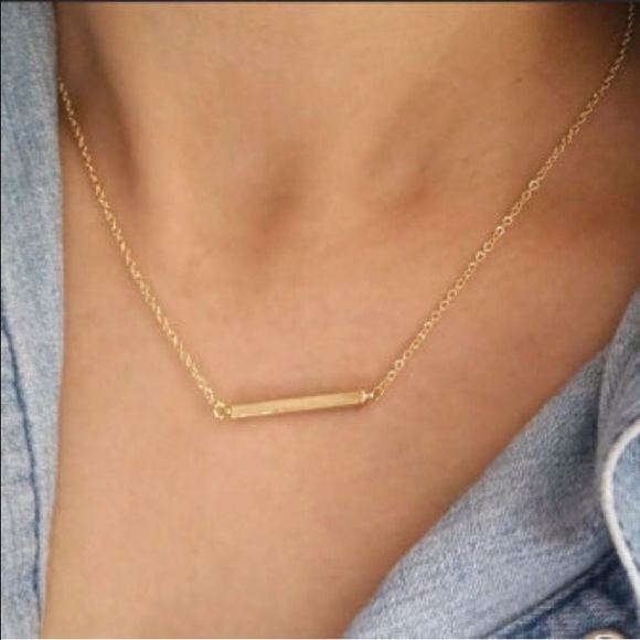 Jewelry - • Gold Bar Necklace •