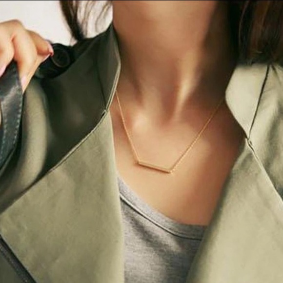 • Gold Bar Necklace • - Picture 3 of 4