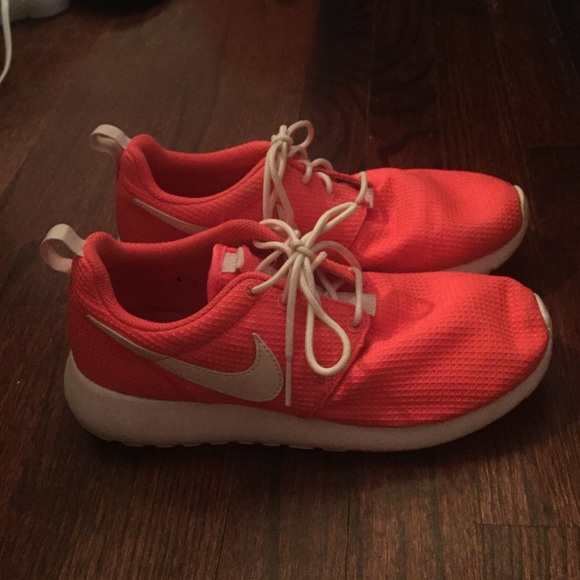 Nike roshe runs 🍧