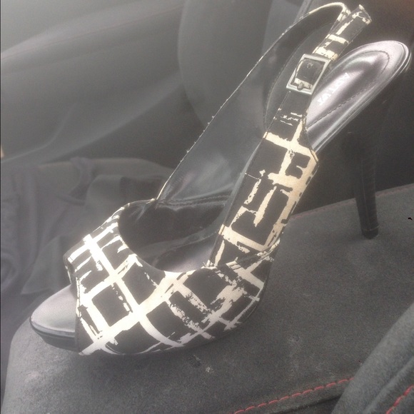 Apt 9 Peep Toe Heels
