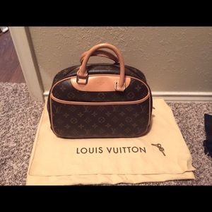100% Authentic Louis Vuitton Trouville