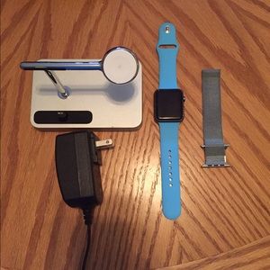 42mm Apple Watch & Belkin iPhone & watch charger