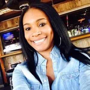 Meet your Posher, Darnisha