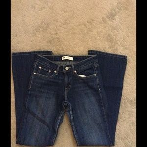 ✨ ✨ Levi 518 Superlow jeans✨✨