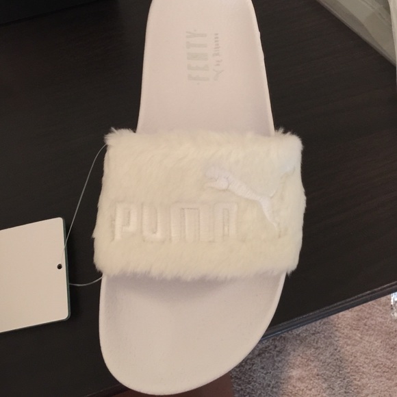 PumaXRihanna Leadcat Fenty white slides - Picture 2 of 4