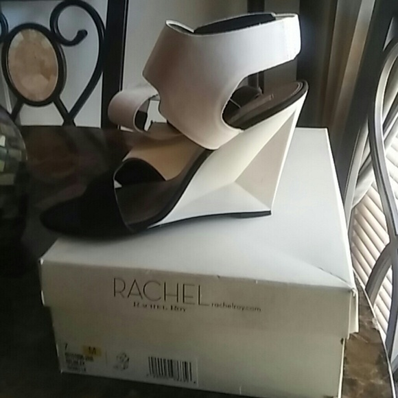 Rachel Roy - Picture 3 of 4