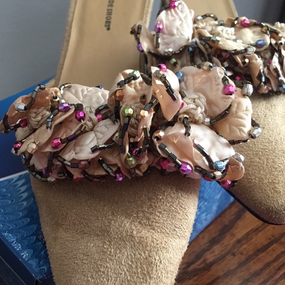 Shoes - Picture 2 of 2