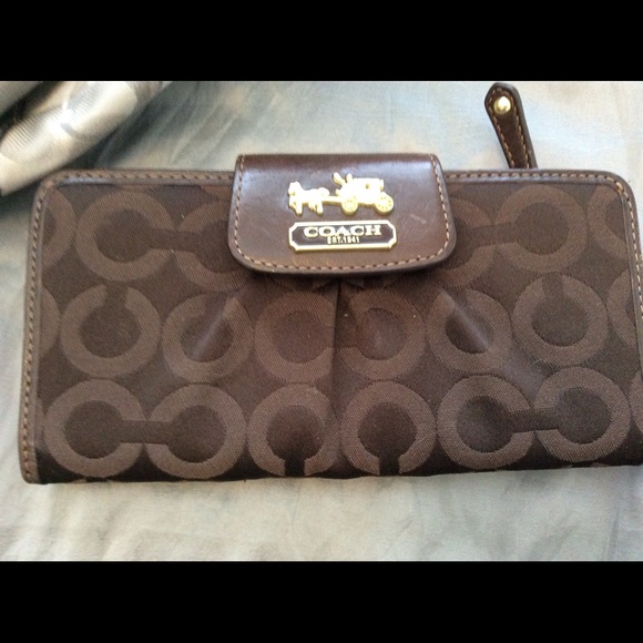 100%Authentic Coach Wallet