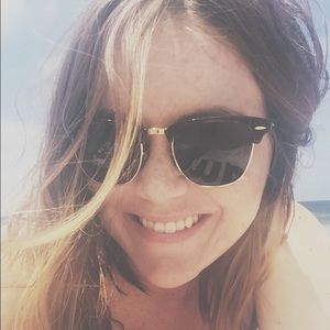 Meet your Posher, Carley-beth